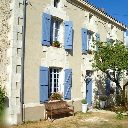 Maison Marie Droux Екстериор снимка