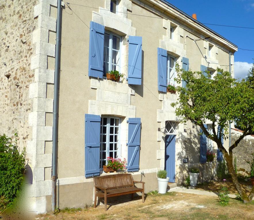 Maison Marie Droux Екстериор снимка