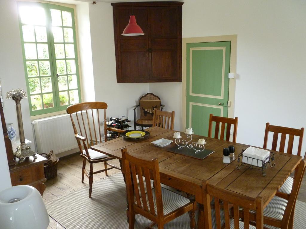 Maison Marie Droux Екстериор снимка